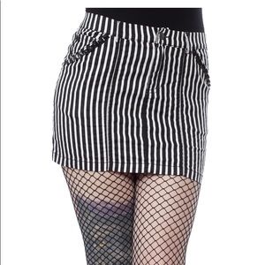 NWT sourpuss size M striped skirt
